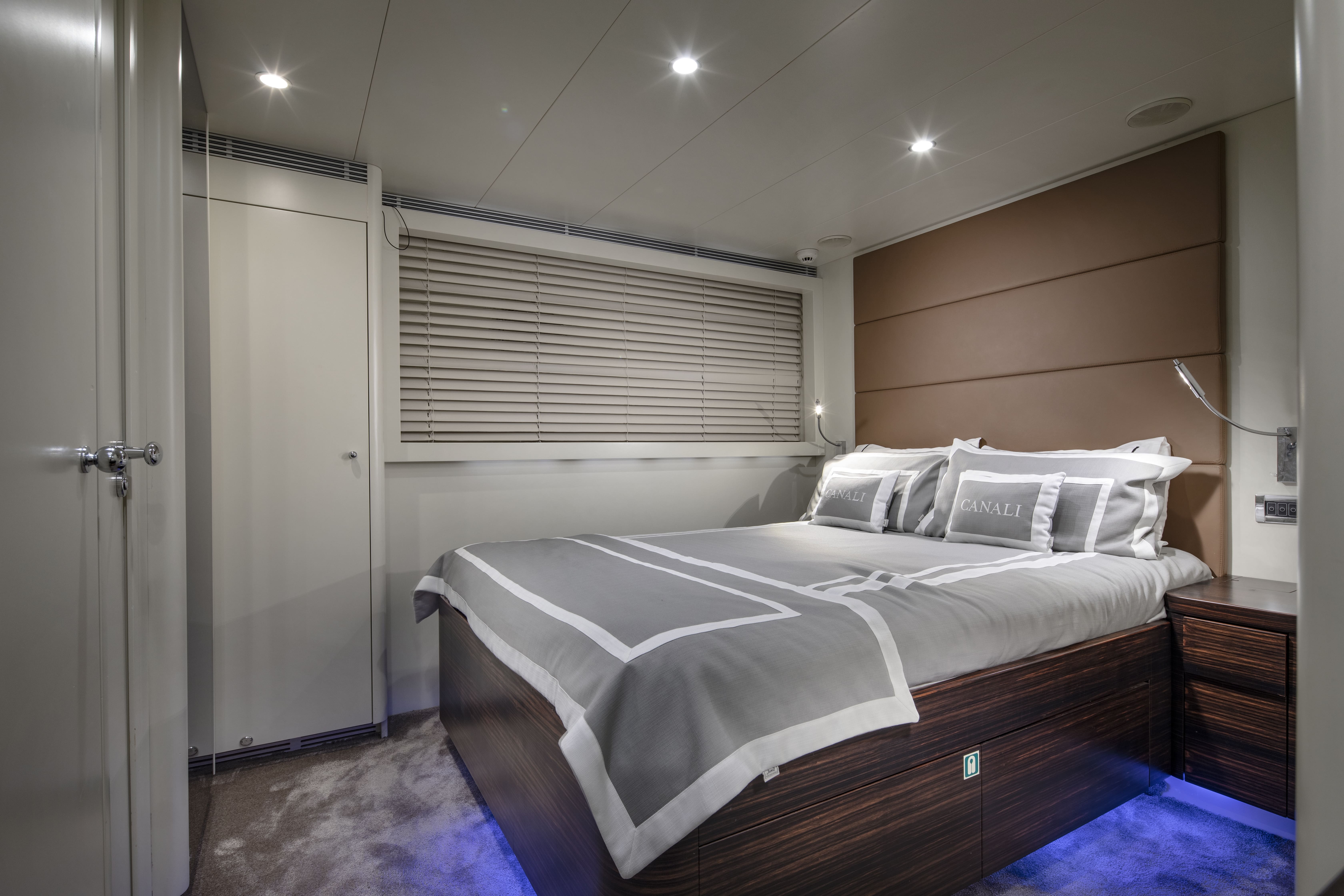 Double Cabin (Port)